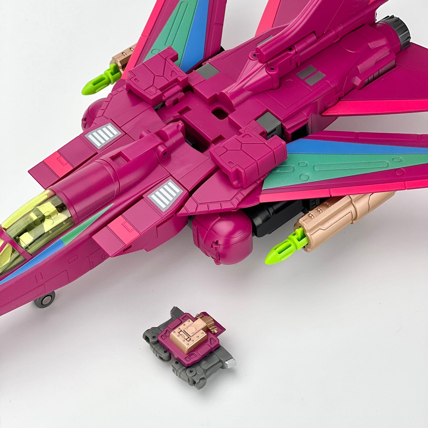 MB-24B WINGMAN
(TFCON Los Angeles 2024 EXCLUSIVE)