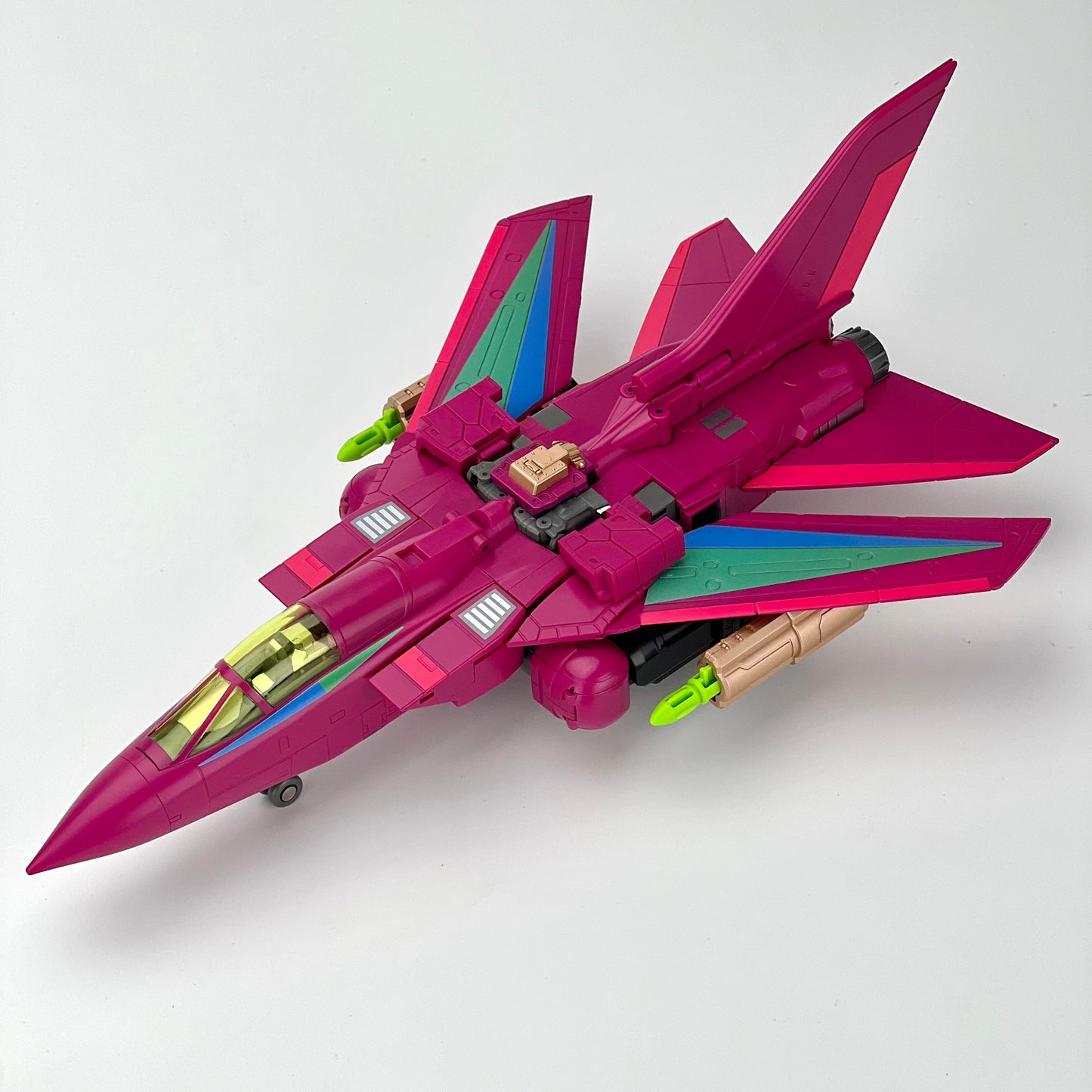 MB-24B WINGMAN
(TFCON Los Angeles 2024 EXCLUSIVE)