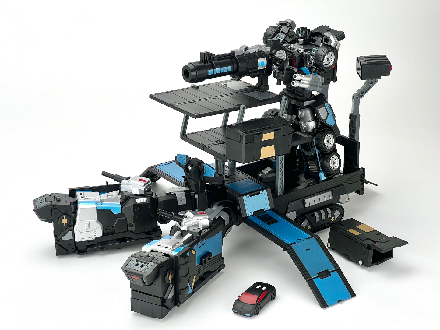 MB-15B BLACK NAVAL COMMANDER