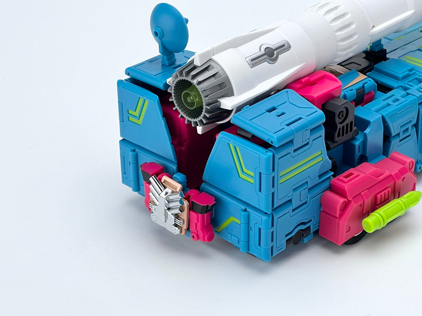 MB-19C HUNTSMAN (TFcon Toronto 2023 exclusive) Pre-order
