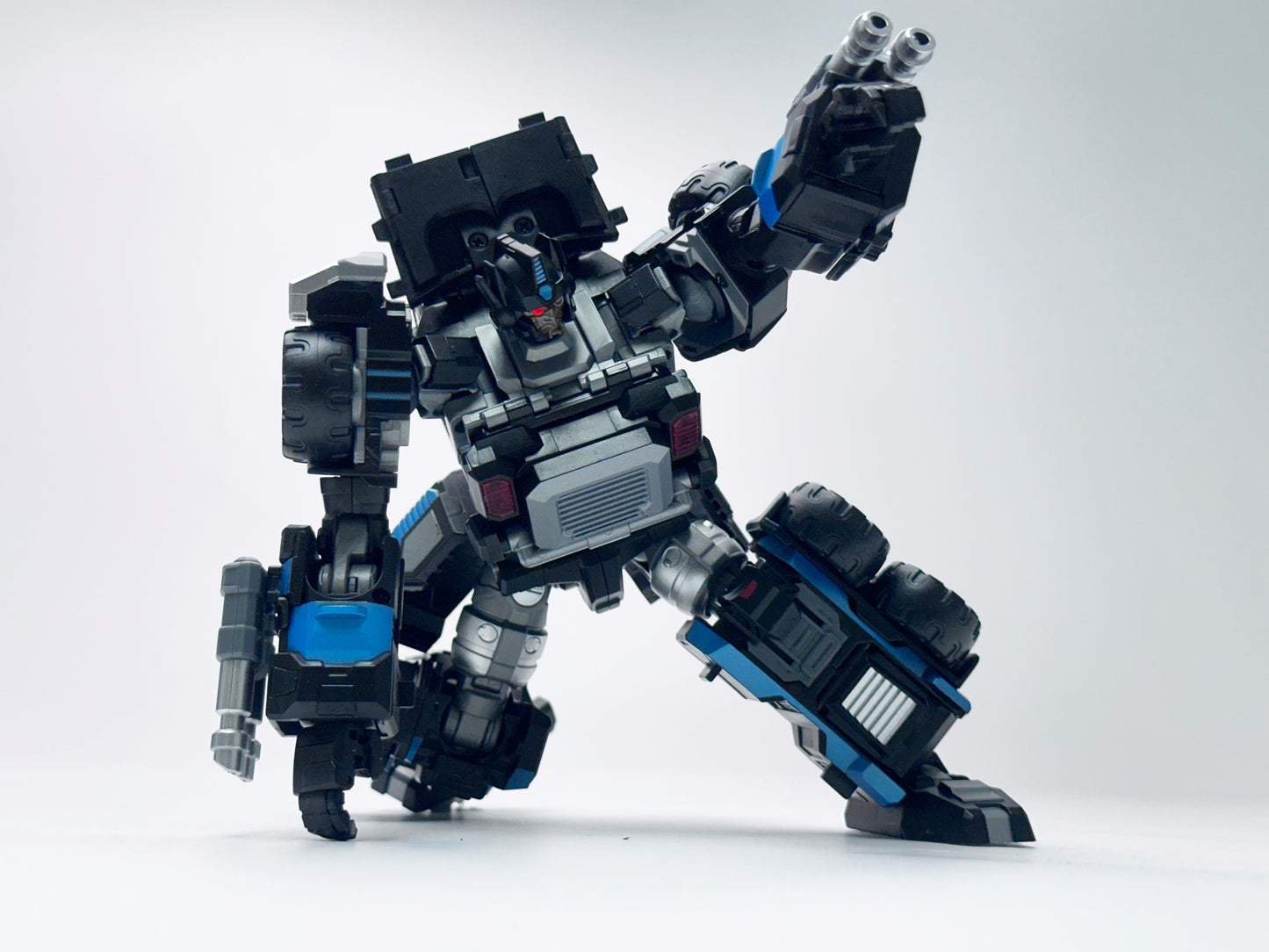 MB-15B BLACK NAVAL COMMANDER