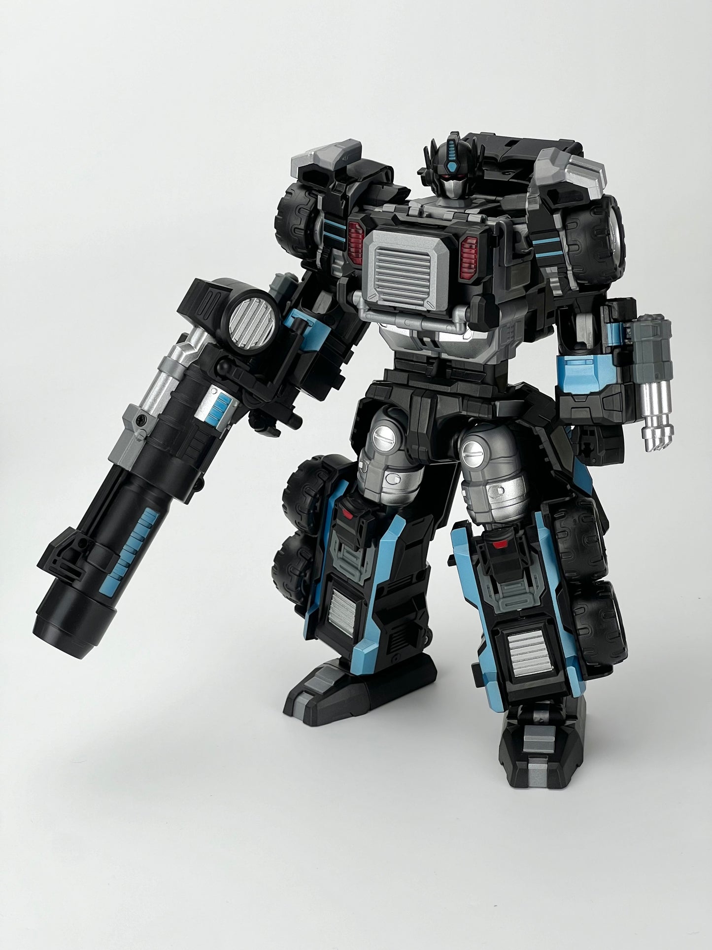 MB-15B BLACK NAVAL COMMANDER