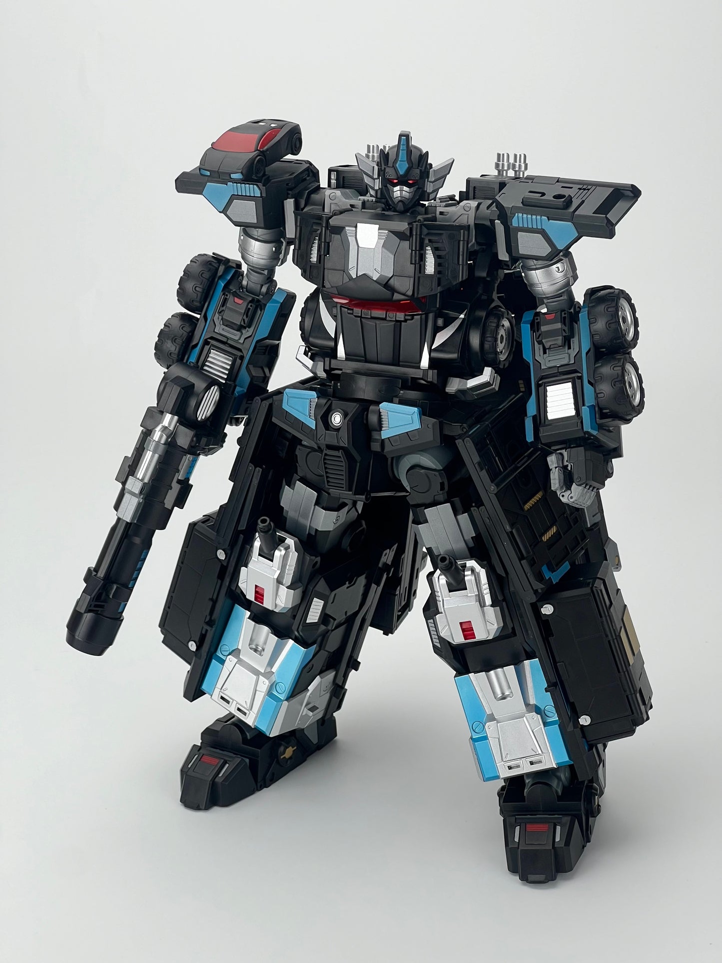 MB-15B BLACK NAVAL COMMANDER