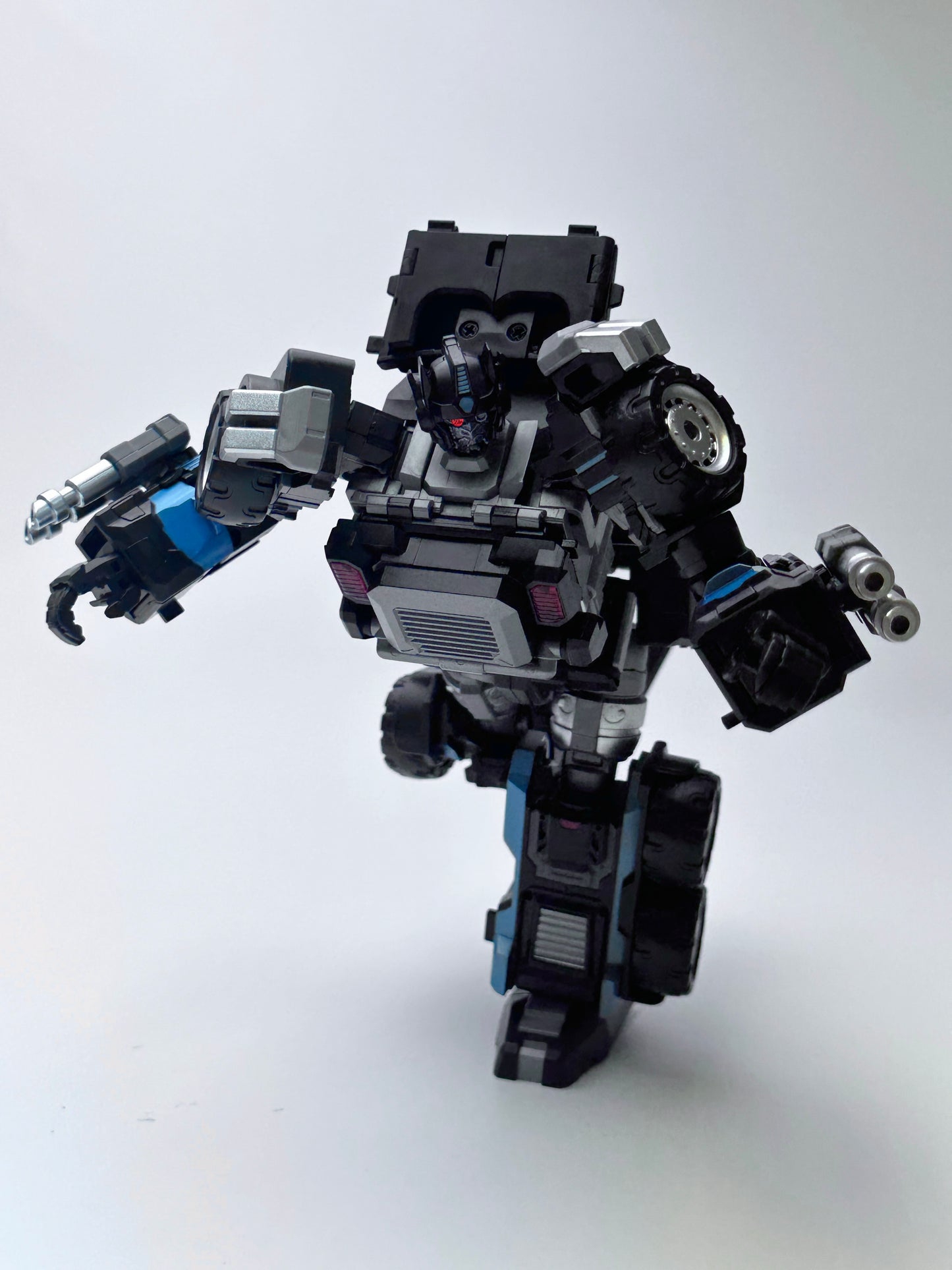 MB-15B BLACK NAVAL COMMANDER