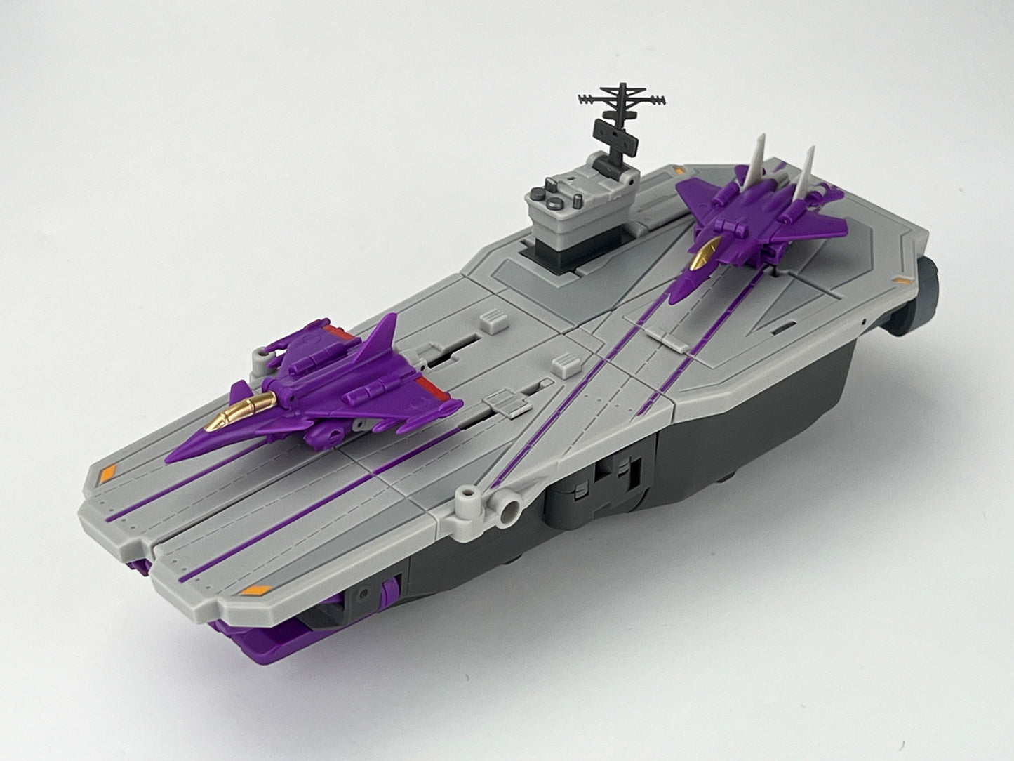 MB-21 TSUNAMI