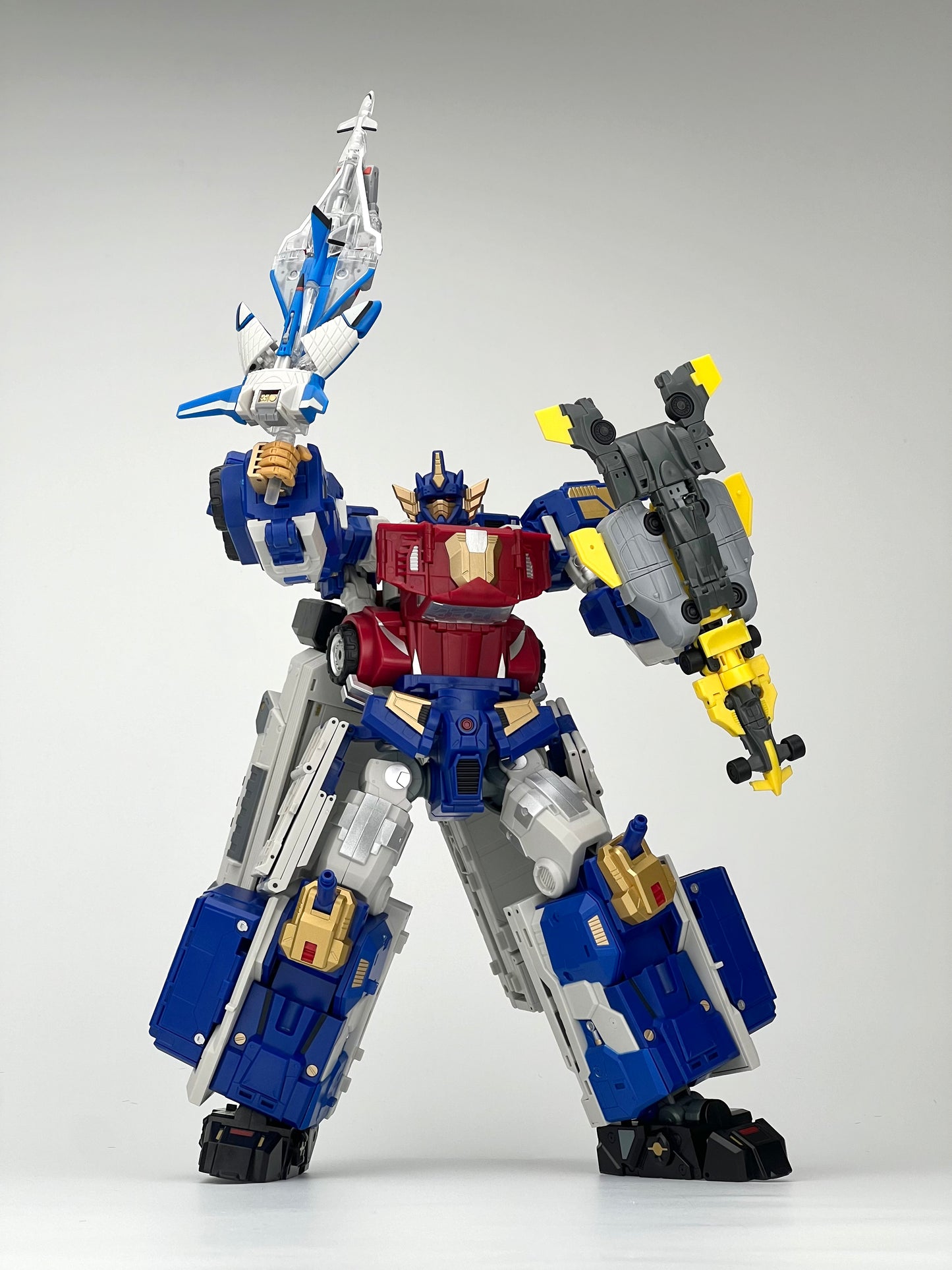 MB-27 THE SHIELD TEAM