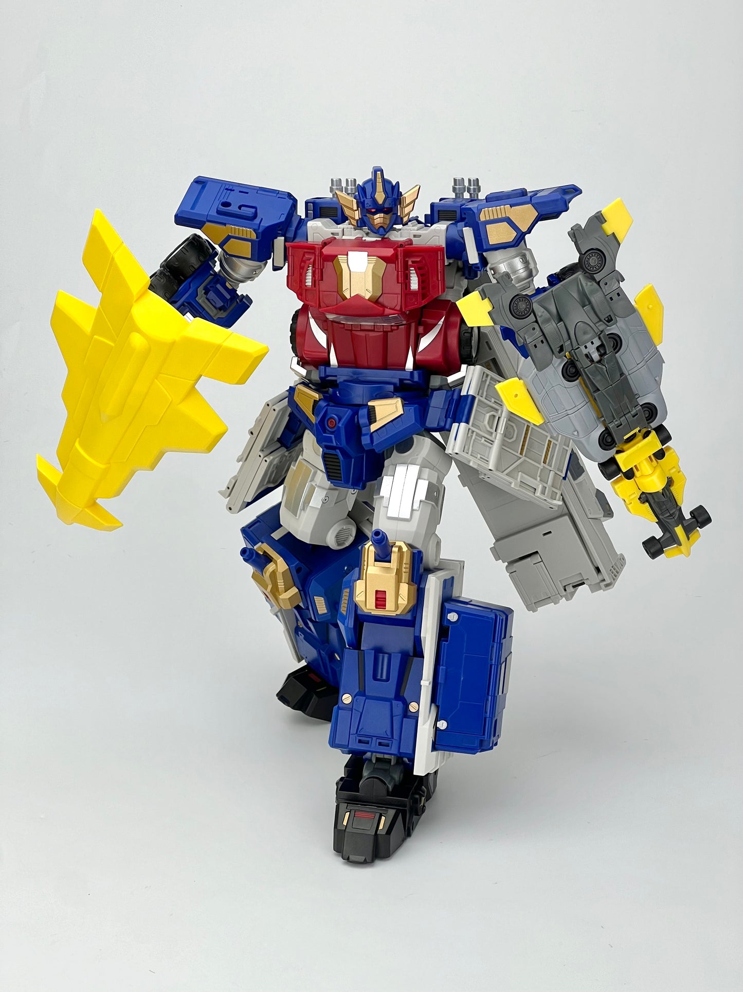 MB-27 THE SHIELD TEAM