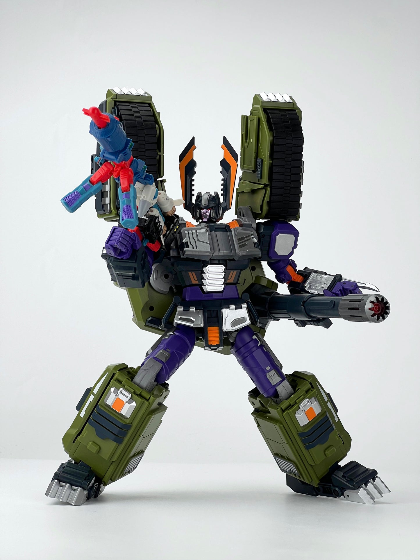 MB-29 THE BLASTER TEAM