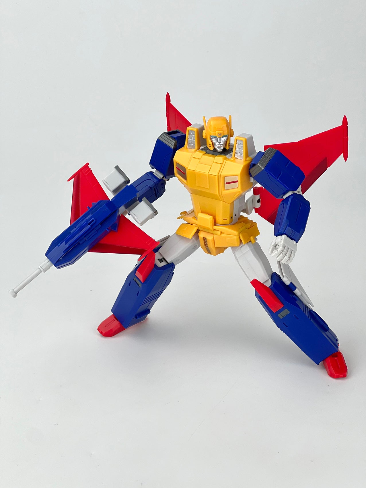 MB-32 ARMOUR EAGLE