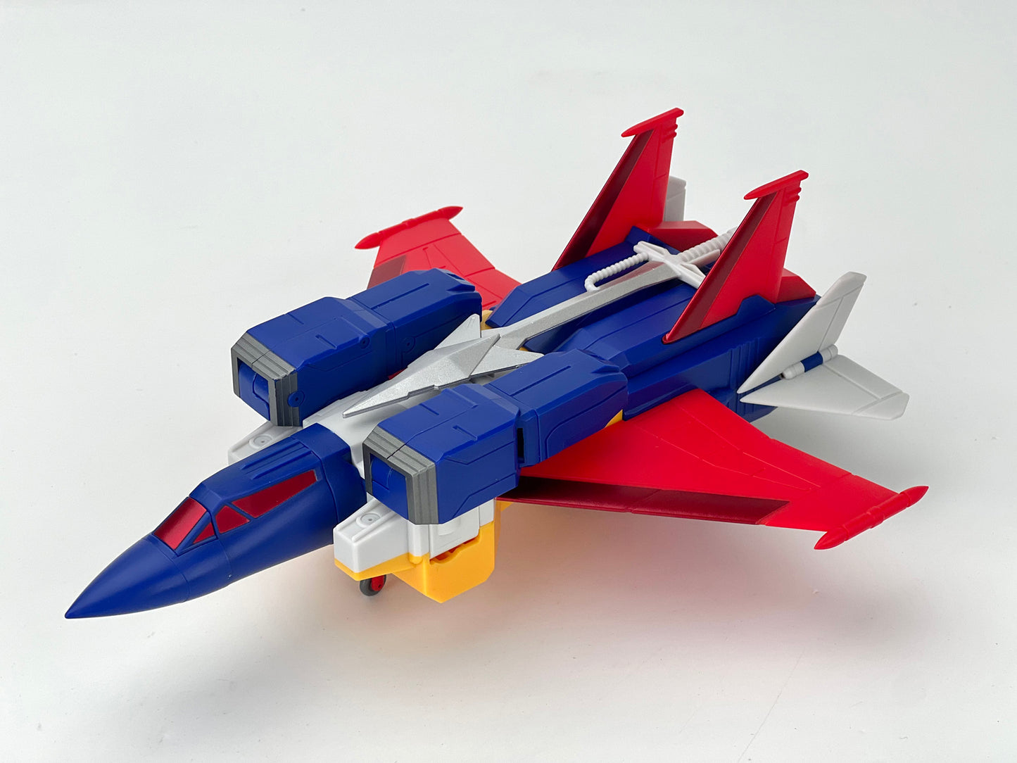 MB-32 ARMOUR EAGLE