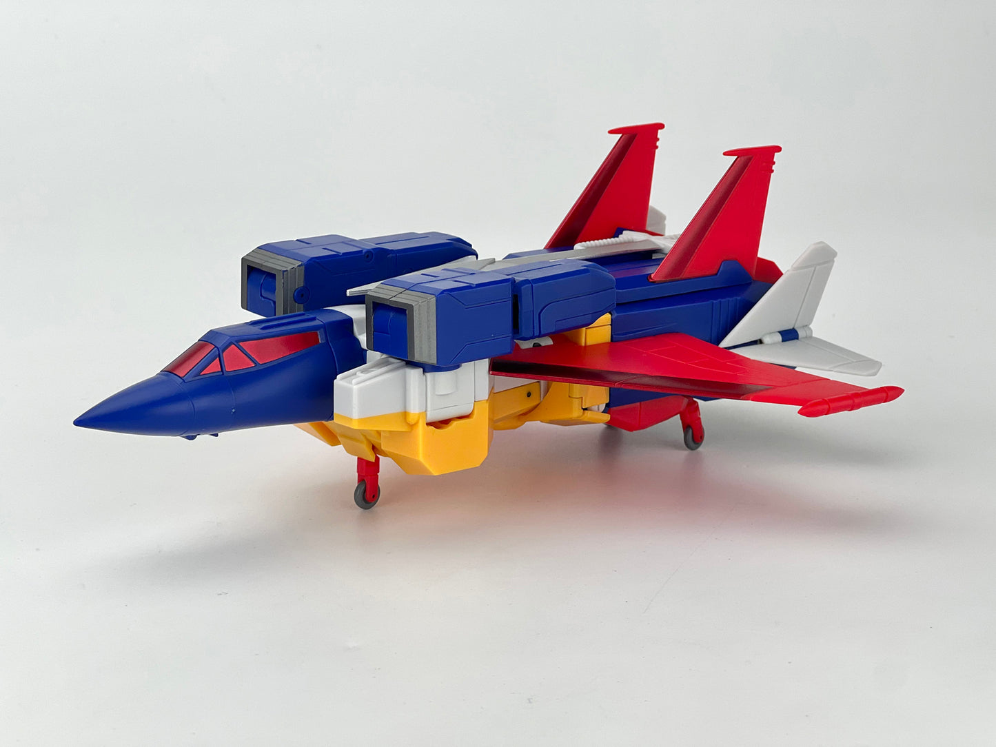 MB-32 ARMOUR EAGLE