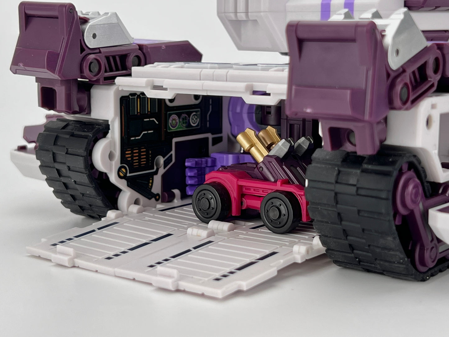 MB-17A GALVA-TYRANNO