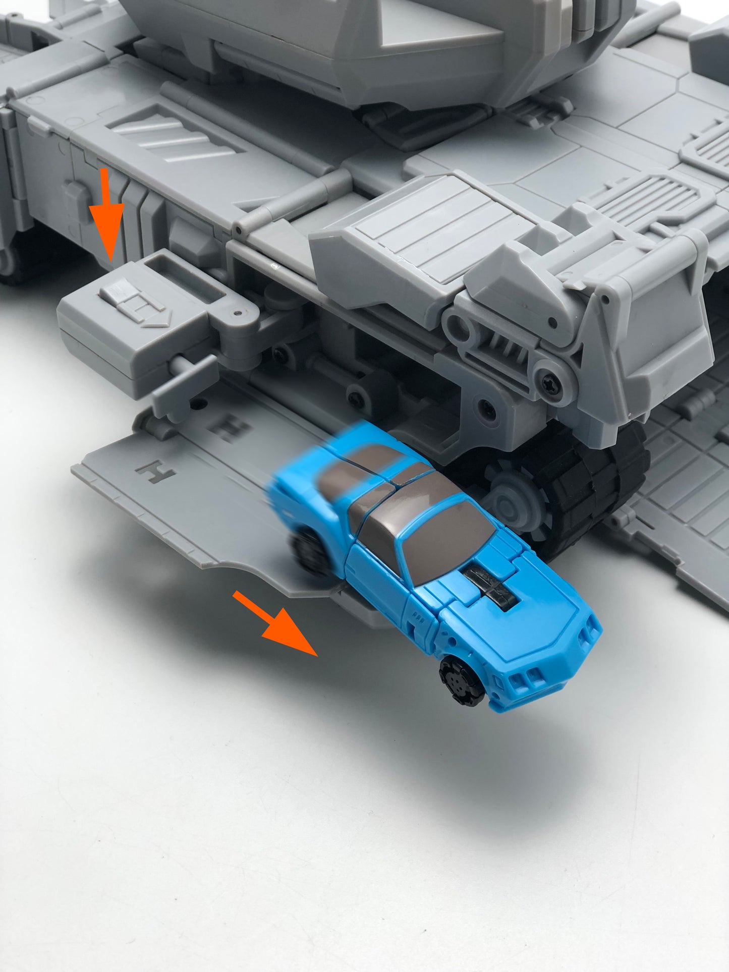 MB-17 MEG-TYRANNO