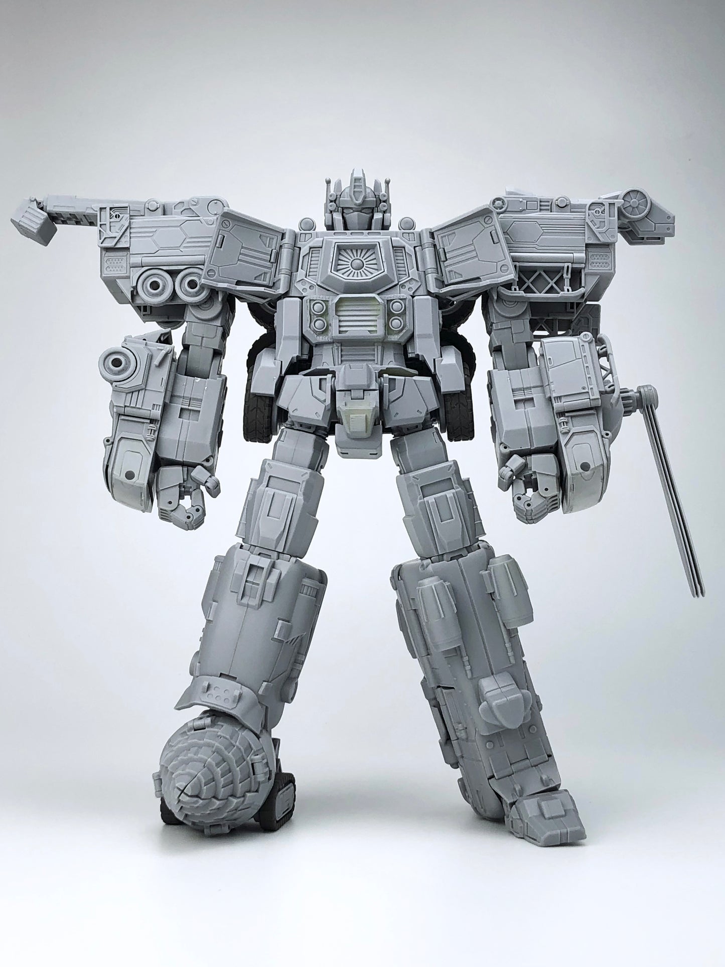 MB-18 ENERGY COMMANDER