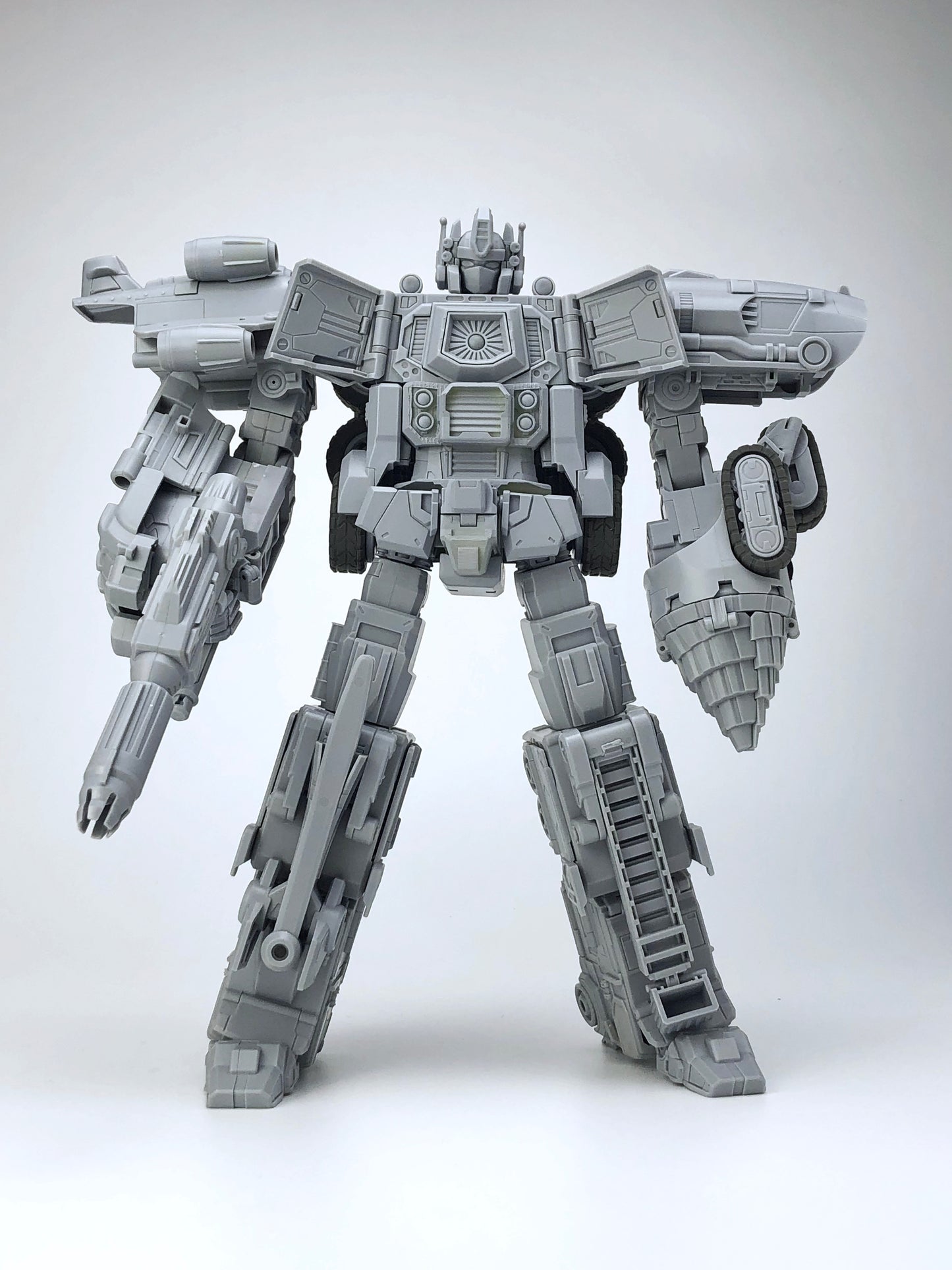MB-18 ENERGY COMMANDER