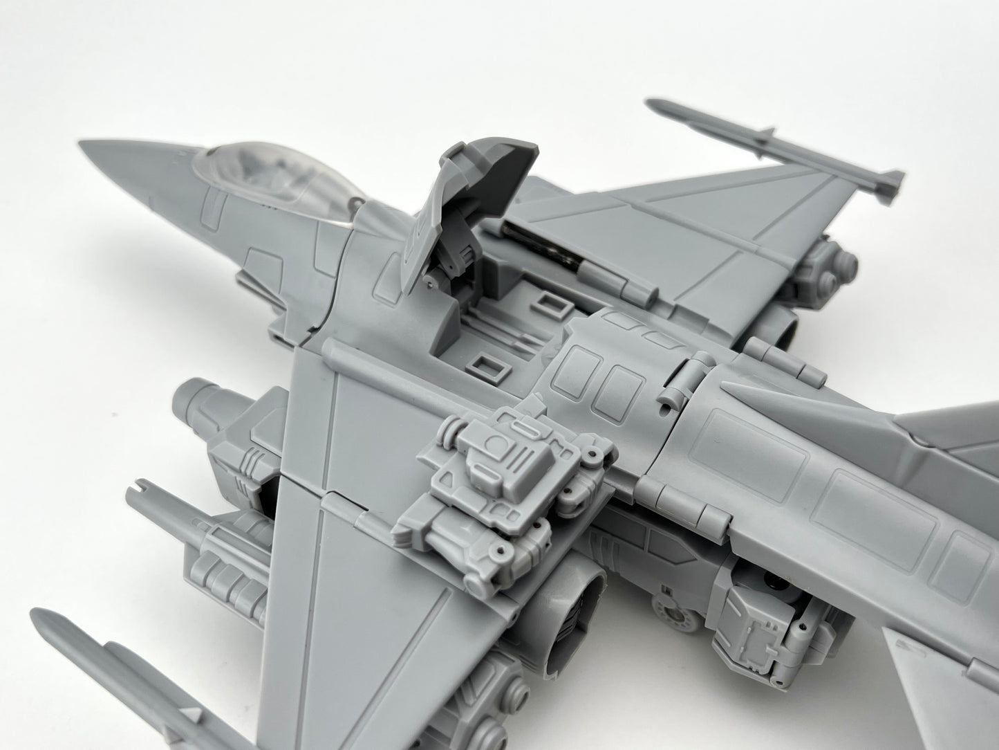 MB-23A FRIGHT STORM