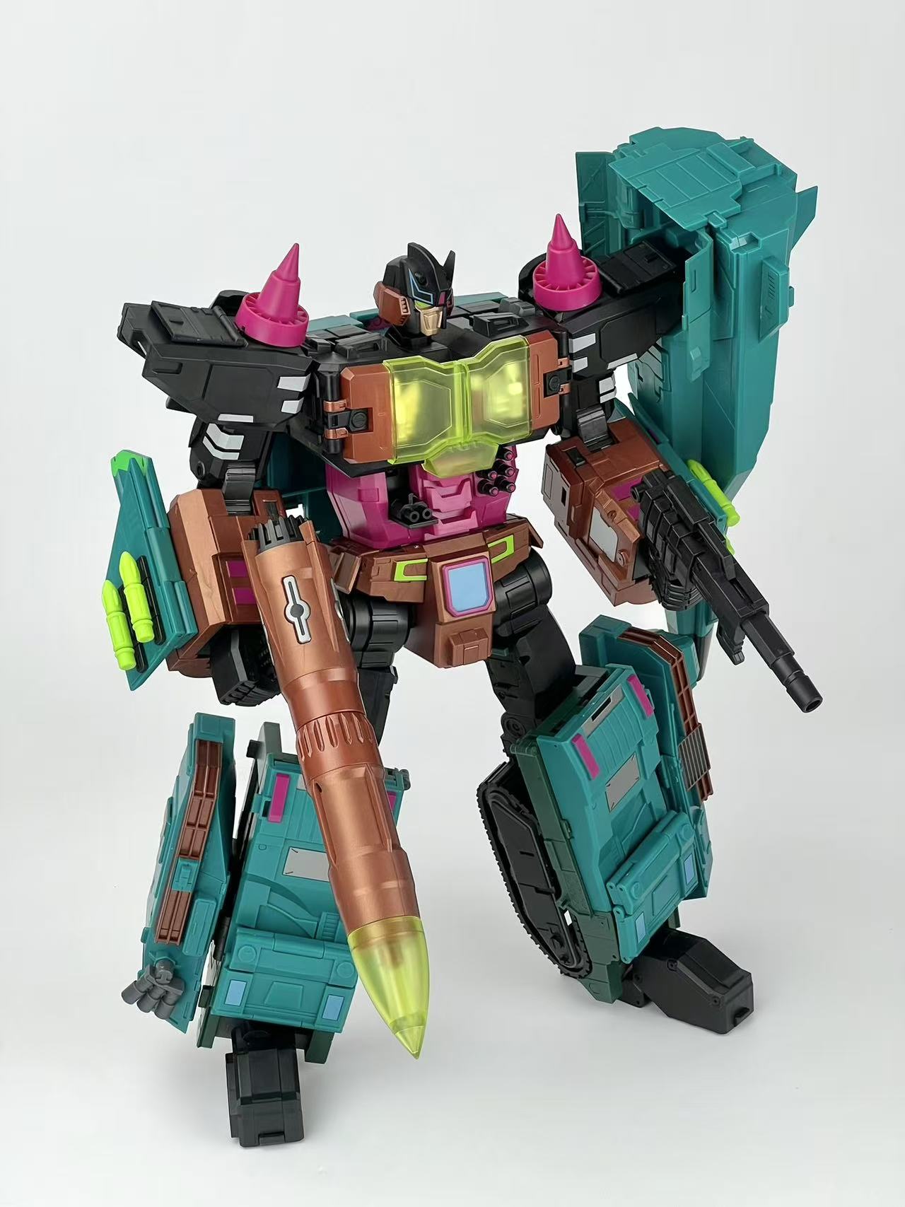 MB-08B HELMSMAN (TF-con Chicago 2025 Limited Edition)