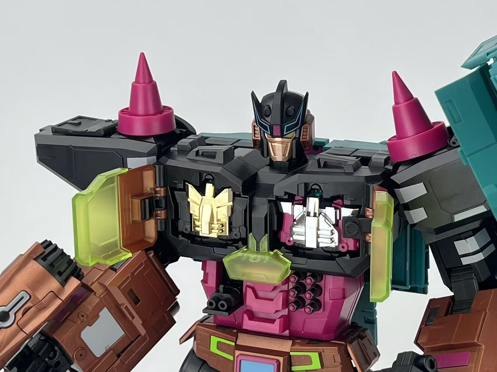 MB-08B HELMSMAN (TF-con Chicago 2025 Limited Edition) – Fans-Hobby