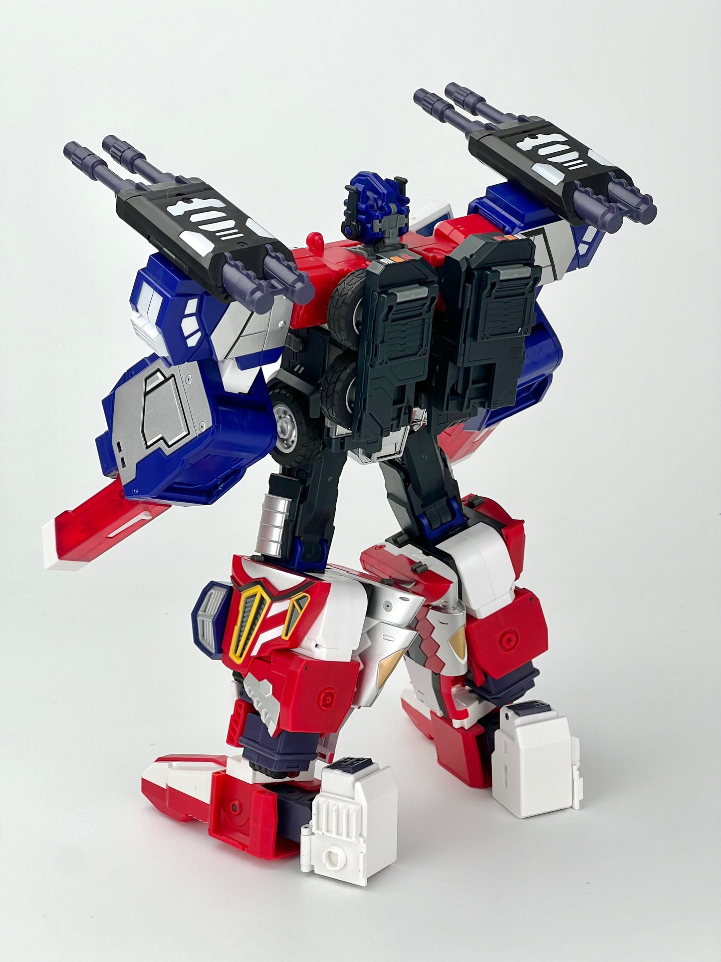 MB-18 (Core Robot) + MB-25 [COMBO SET] (Pre-order)