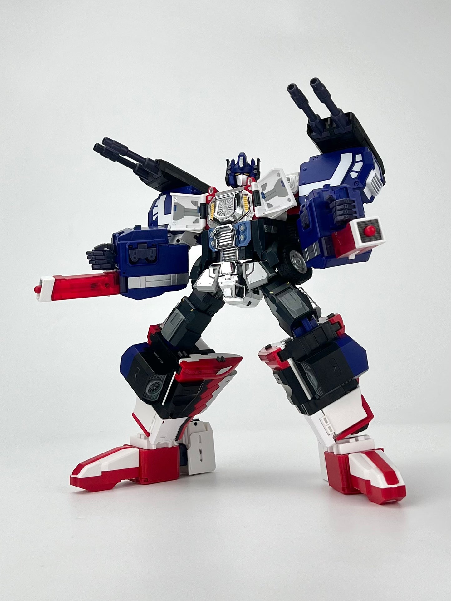 MB-18 (Core Robot) + MB-25 [COMBO SET] (Pre-order)