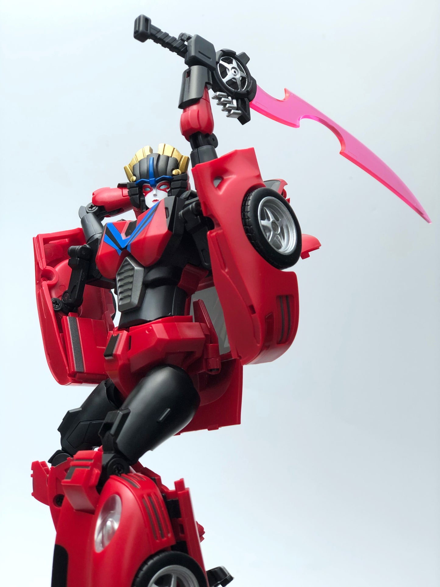 MB-12B WHEEL BLADE (TF-con Limited Edition)