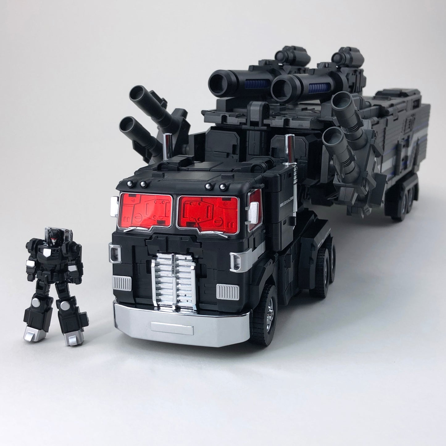 MB-06A BLACK POWER BASER