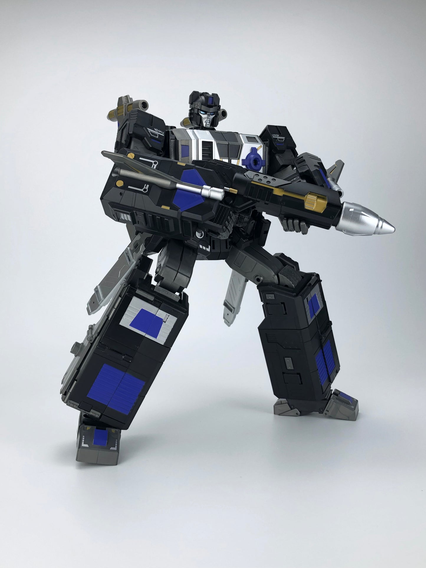 MB-11A BLACK GOD ARMOUR [Re-issue 2022]