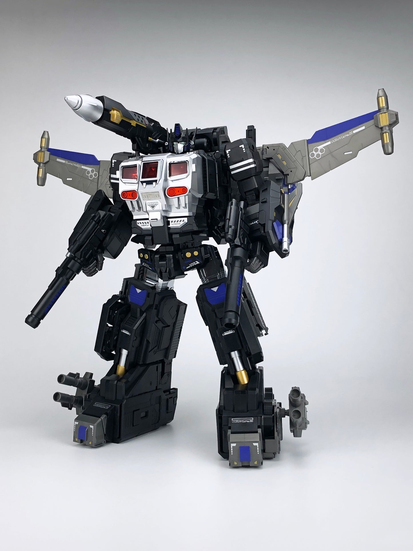 MB-11A BLACK GOD ARMOUR [Re-issue 2022]