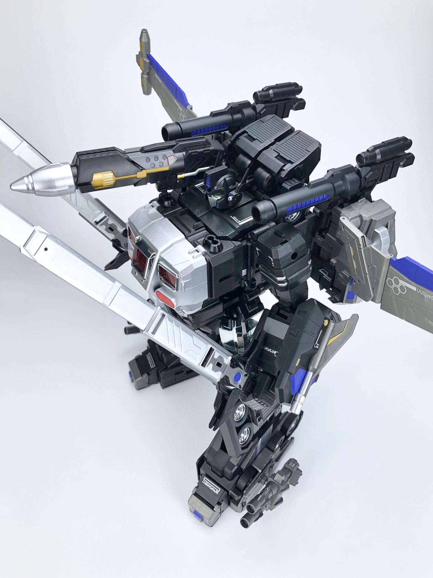 MB-11A BLACK GOD ARMOUR [Re-issue 2022]