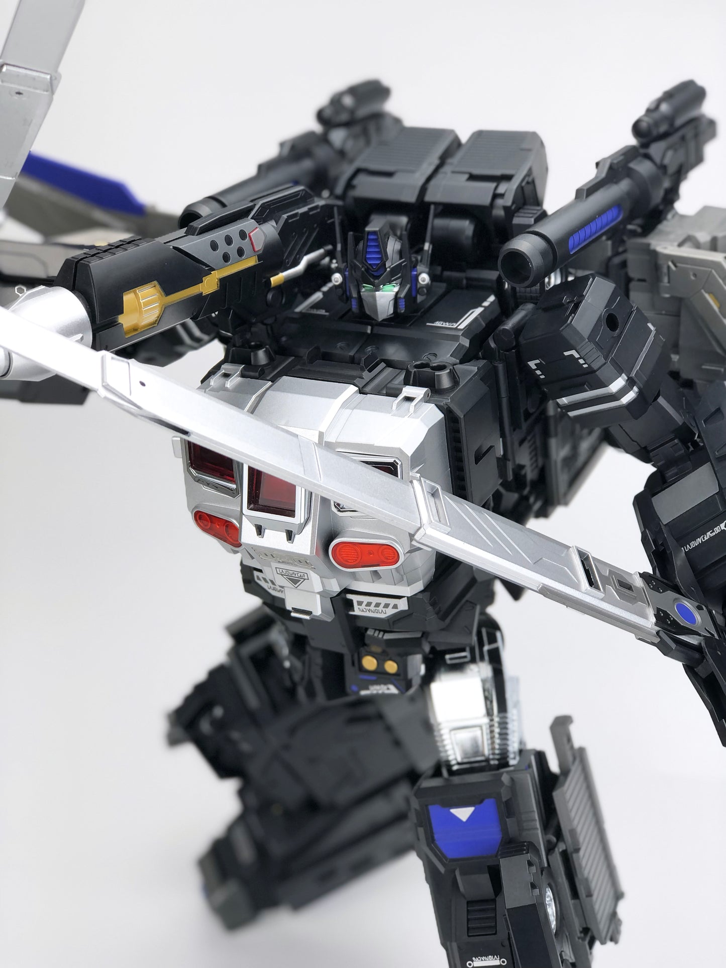 MB-11A BLACK GOD ARMOUR [Re-issue 2022]