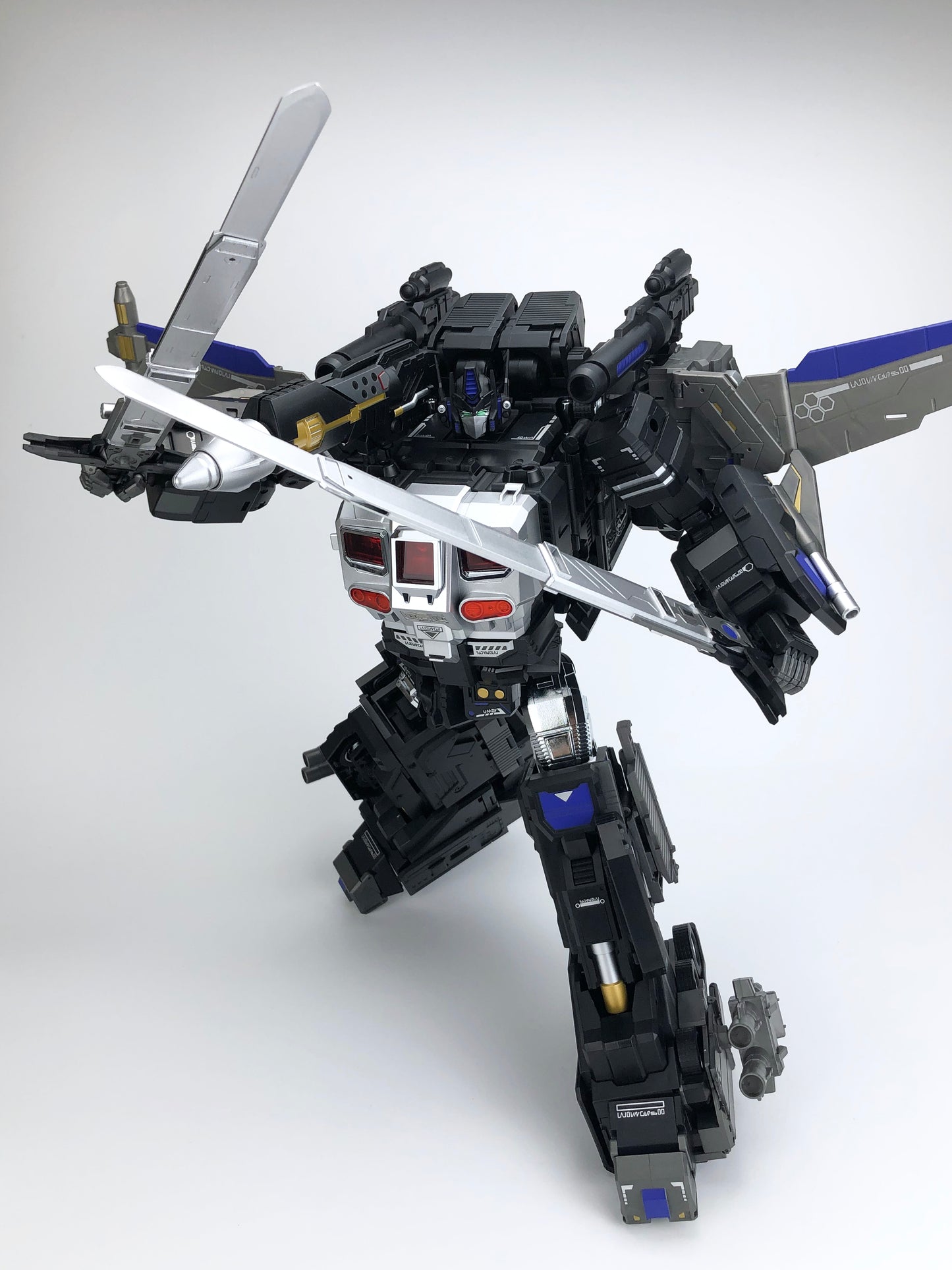 MB-11A BLACK GOD ARMOUR [Re-issue 2022]