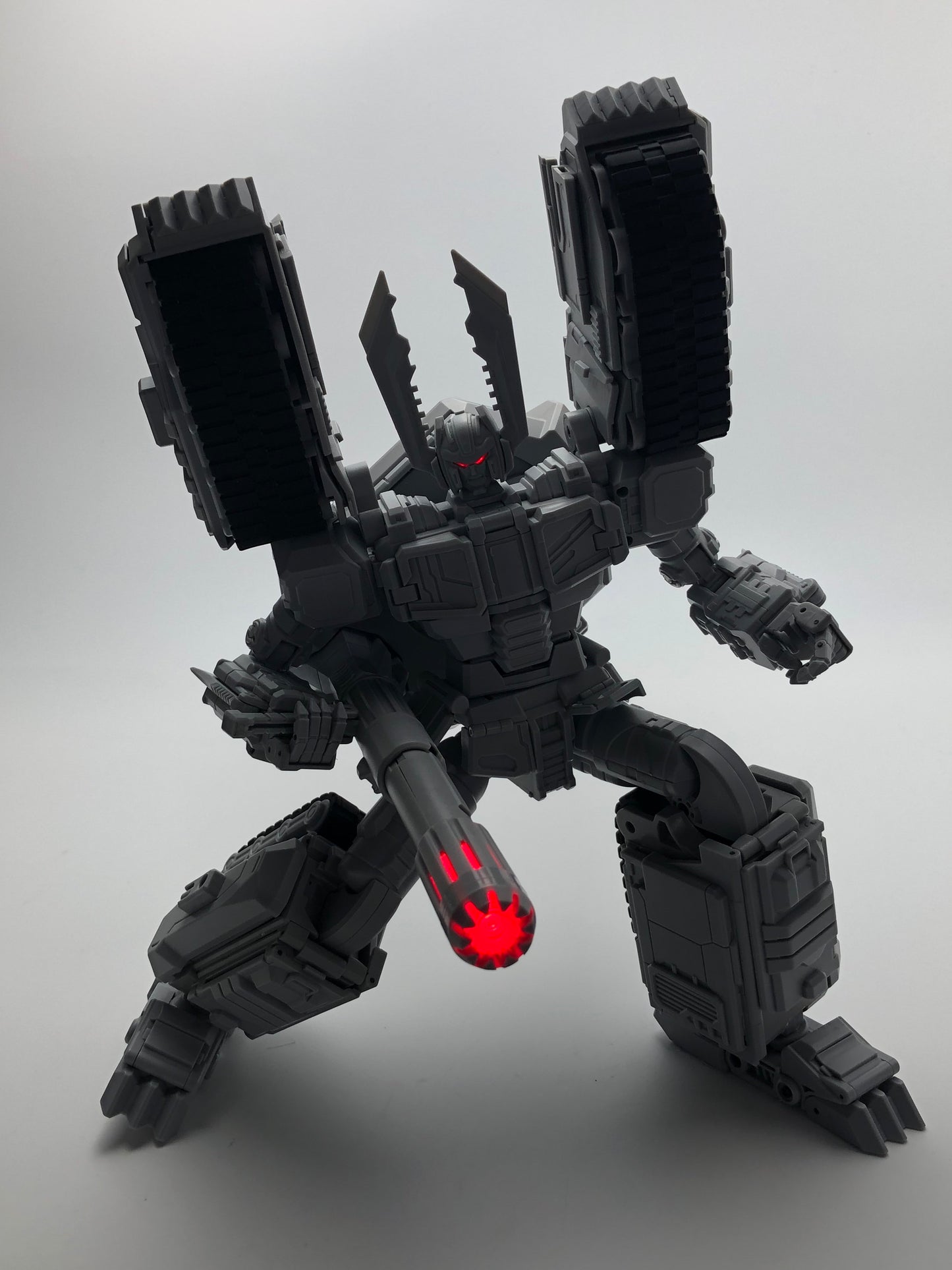 MB-17 MEG-TYRANNO