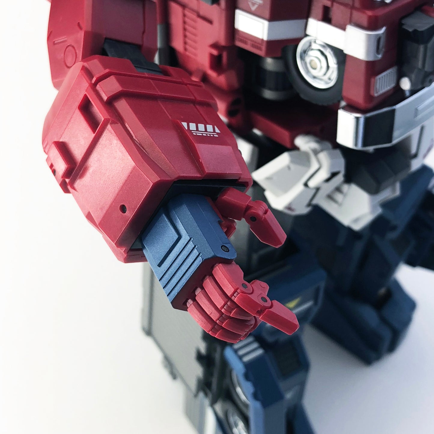 MBA-02 Articulated hands